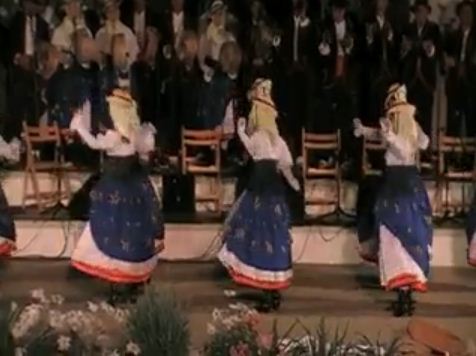 Coros y Danzas de Valle Gran Rey. "Santo Domingo Gomero"
